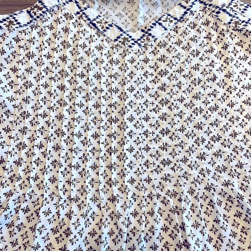 LOFT Green and Blue Patterned Strappy Cami - Size XS - Picture 3 of 8